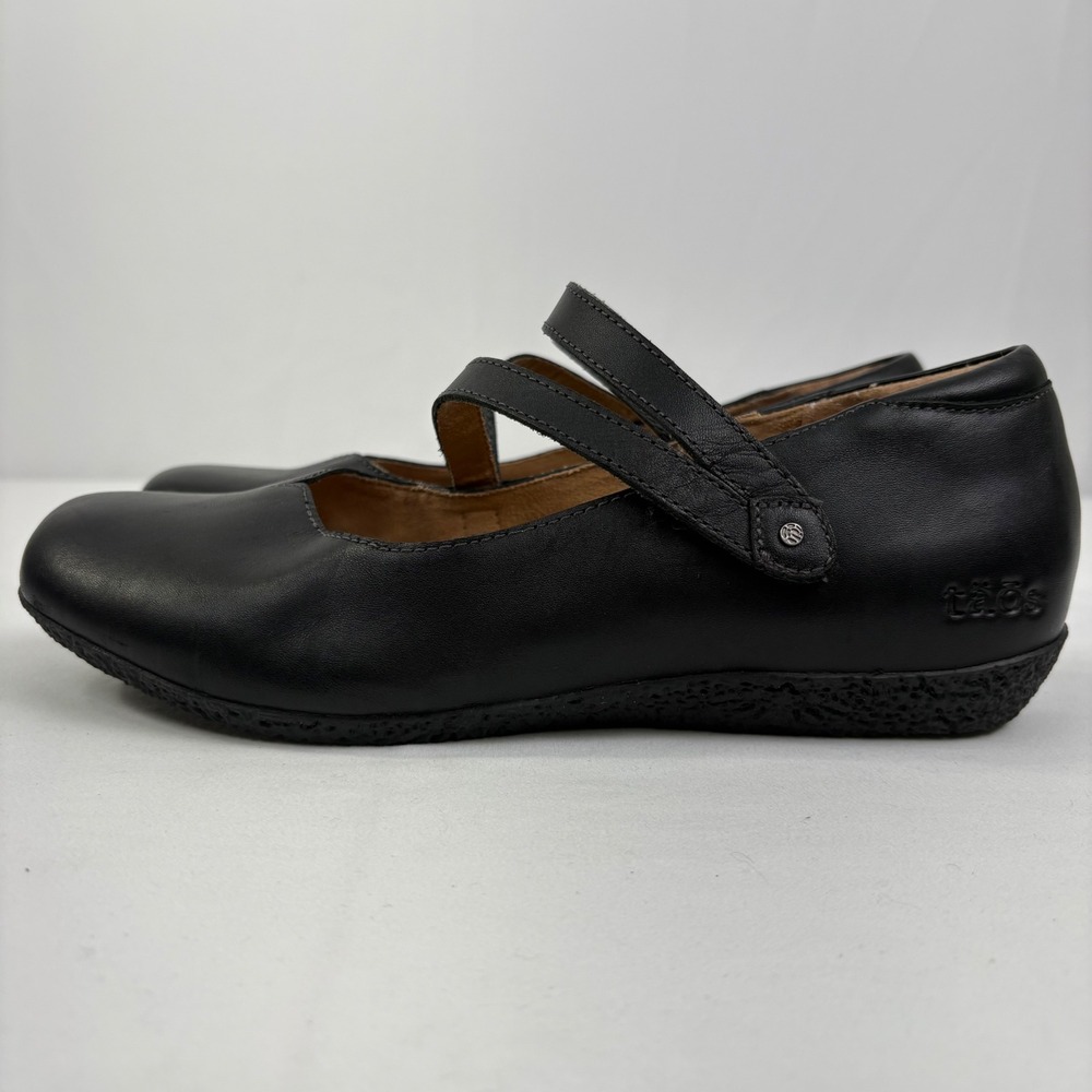 Taos Banter Black Leather Double V Strap Mary Jane Flats Shoes Womens Size 8